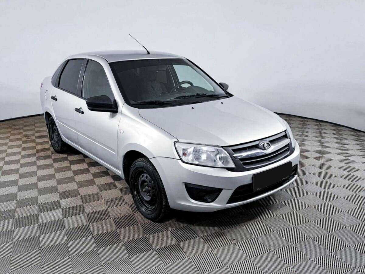 Lada (ВАЗ) Granta, 2018 - фото №3