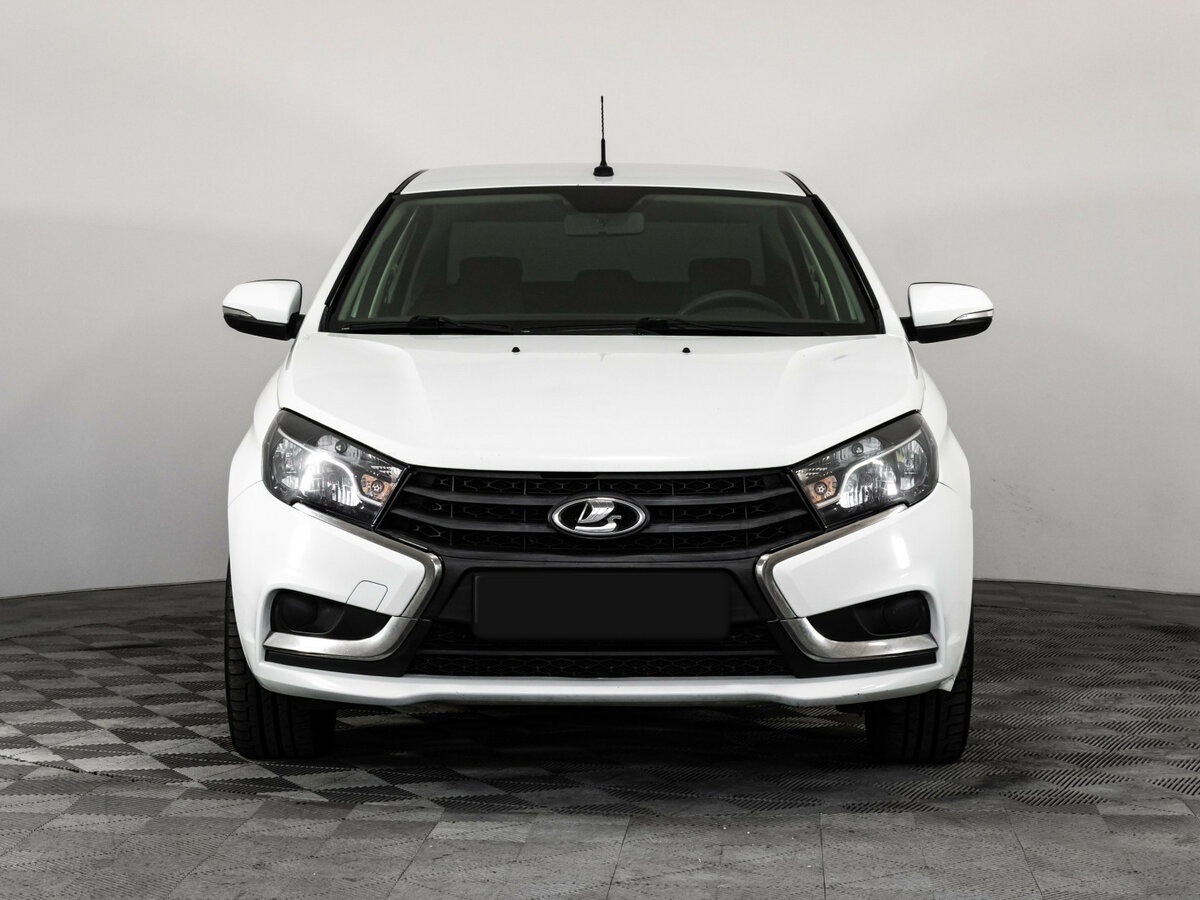 Lada (ВАЗ) Vesta I, 2018 - фото №2